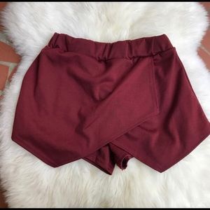 Boohoo ~ Red Skort ~ Size 4